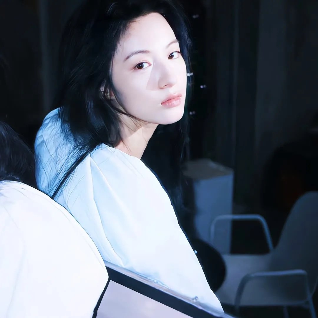 奥菲斯小姐